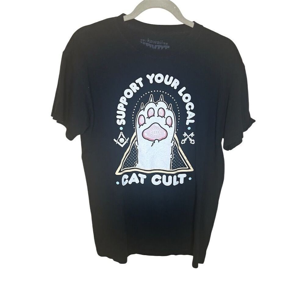 Kawaii Krypt Unisex Cat Cult Graphic T-Shirt Black Size M